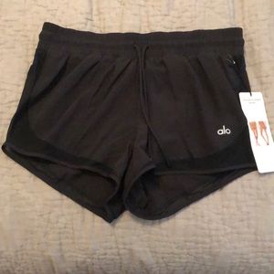 Alo Frame Runner Short - new with tags